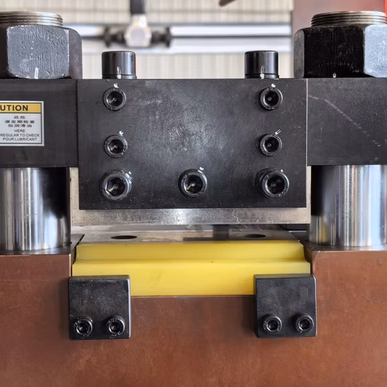 Máquina dobladora de cizalla punzonadora de barra colectora portátil